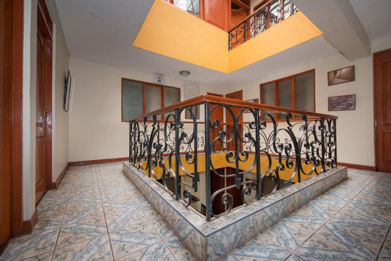 Ayenda Posada Inn Cusco Exterior photo